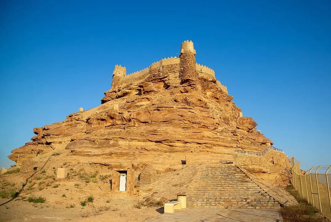 قلعة زعبل في شمال سكاكا منطقة الجوف