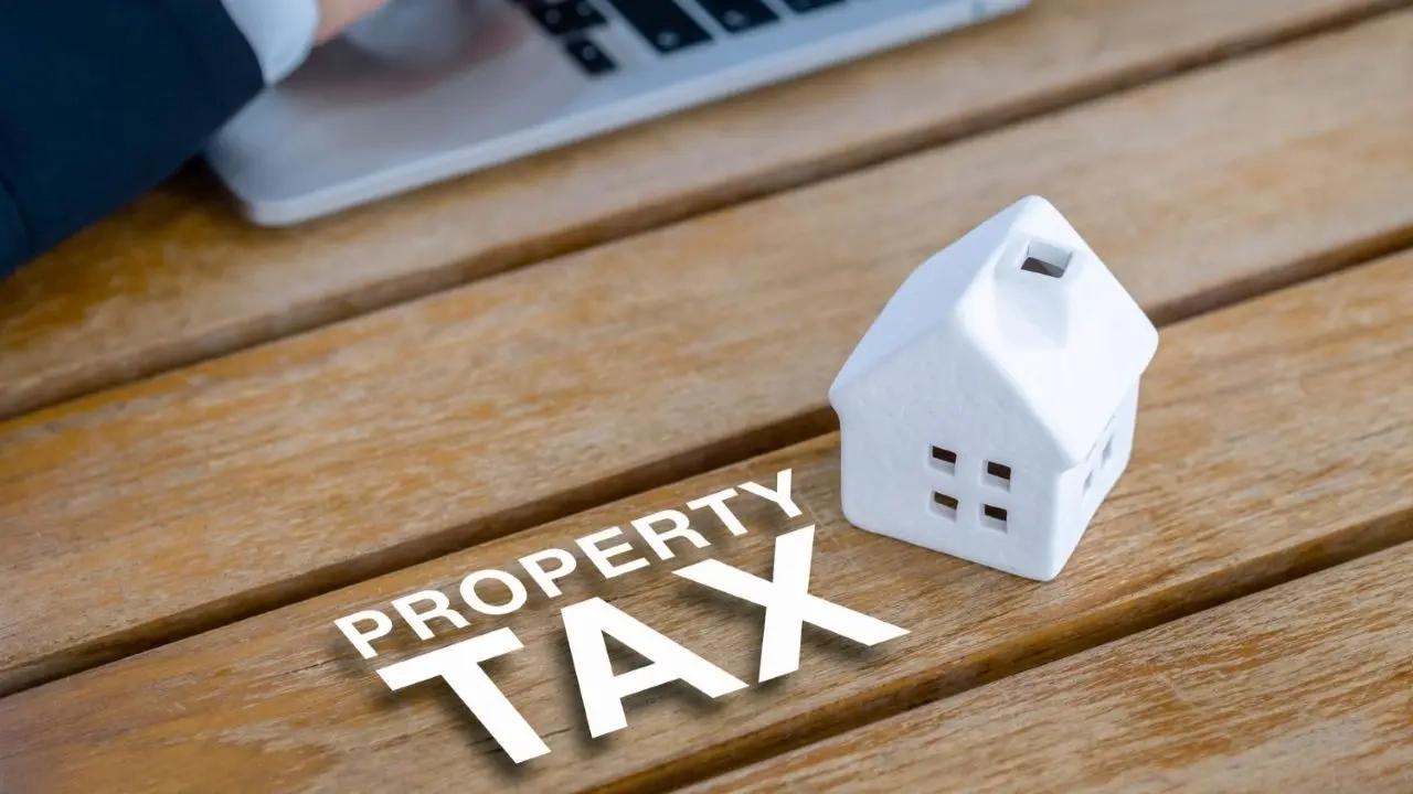 الضرائب والرسوم العقارية في دبي 2025