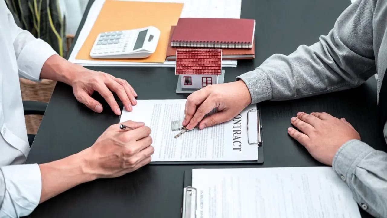 دليل شامل لإجراءات تسجيل العقار في دبي