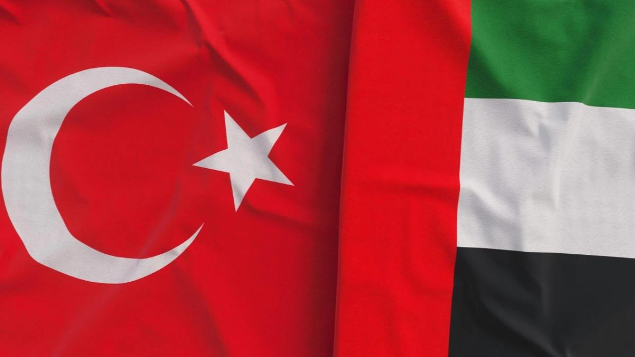 الجنسية أو الإقامة الذهبية عبر الاستثمار في تركيا والإمارات